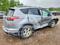 2018 Toyota RAV4 фото