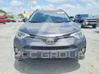 2018 Toyota RAV4 фото
