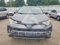 2018 Toyota RAV4 photo