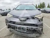 2018 Toyota RAV4 фото