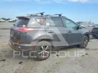 2018 Toyota RAV4 фото