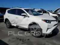 2018 Toyota RAV4 фото