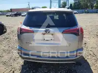 2018 Toyota RAV4 фото
