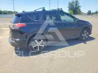 2018 Toyota RAV4 фото