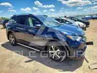 2018 Toyota RAV4 фото