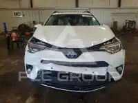 2018 Toyota RAV4 фото