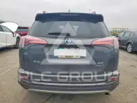 2018 Toyota RAV4 photo