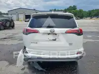 2018 Toyota RAV4 фото
