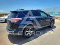 2018 Toyota RAV4 фото