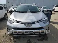 2018 Toyota RAV4 photo