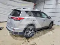 2018 Toyota RAV4 photo