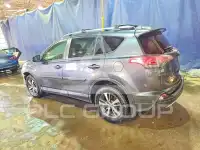 2018 Toyota RAV4 фото
