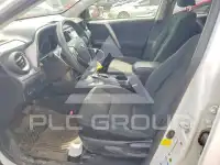 2018 Toyota RAV4 фото
