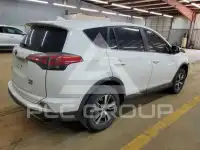 2018 Toyota RAV4 фото