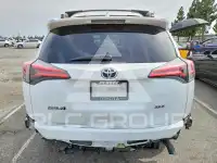 2018 Toyota RAV4 фото