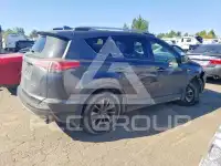 2018 Toyota RAV4 фото
