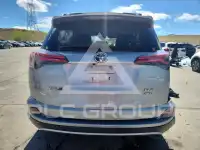 2018 Toyota RAV4 фото