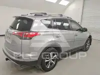2018 Toyota RAV4 фото