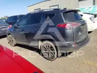 2018 Toyota RAV4 фото