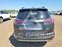2018 Toyota RAV4 фото