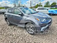 2018 Toyota RAV4 фото