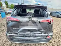 2018 Toyota RAV4 фото