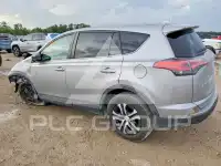 2018 Toyota RAV4 фото
