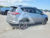 2018 Toyota RAV4 фото