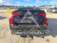 2018 Toyota COROLLA фото