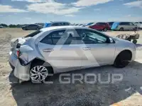 2018 Toyota COROLLA фото