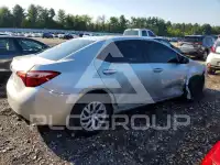 2018 Toyota COROLLA фото