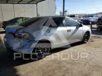 2018 Toyota COROLLA фото