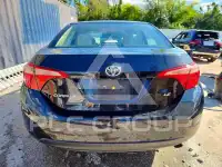 2018 Toyota COROLLA фото
