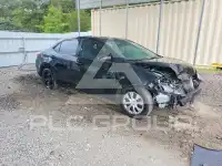 2018 Toyota COROLLA фото