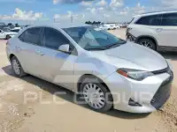 2018 Toyota COROLLA фото