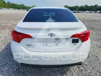 2018 Toyota COROLLA фото