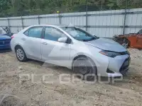 2018 Toyota COROLLA фото