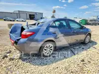 2018 Toyota COROLLA фото