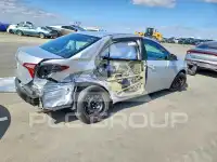 2018 Toyota COROLLA фото