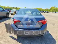 2018 Toyota COROLLA фото