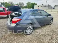 2018 Toyota COROLLA фото