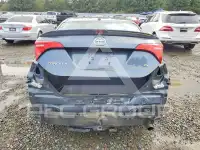 2018 Toyota COROLLA фото
