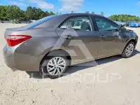 2018 Toyota COROLLA фото