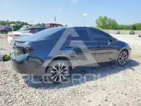 2018 Toyota COROLLA фото