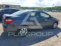 2018 Toyota COROLLA фото