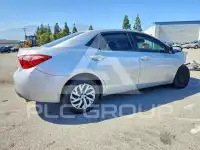 2018 Toyota COROLLA фото