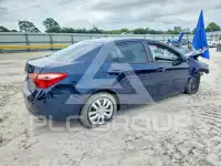 2018 Toyota COROLLA фото