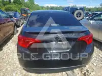 2018 Toyota COROLLA фото