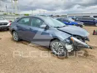 2018 Toyota COROLLA фото
