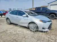 2018 Toyota COROLLA фото